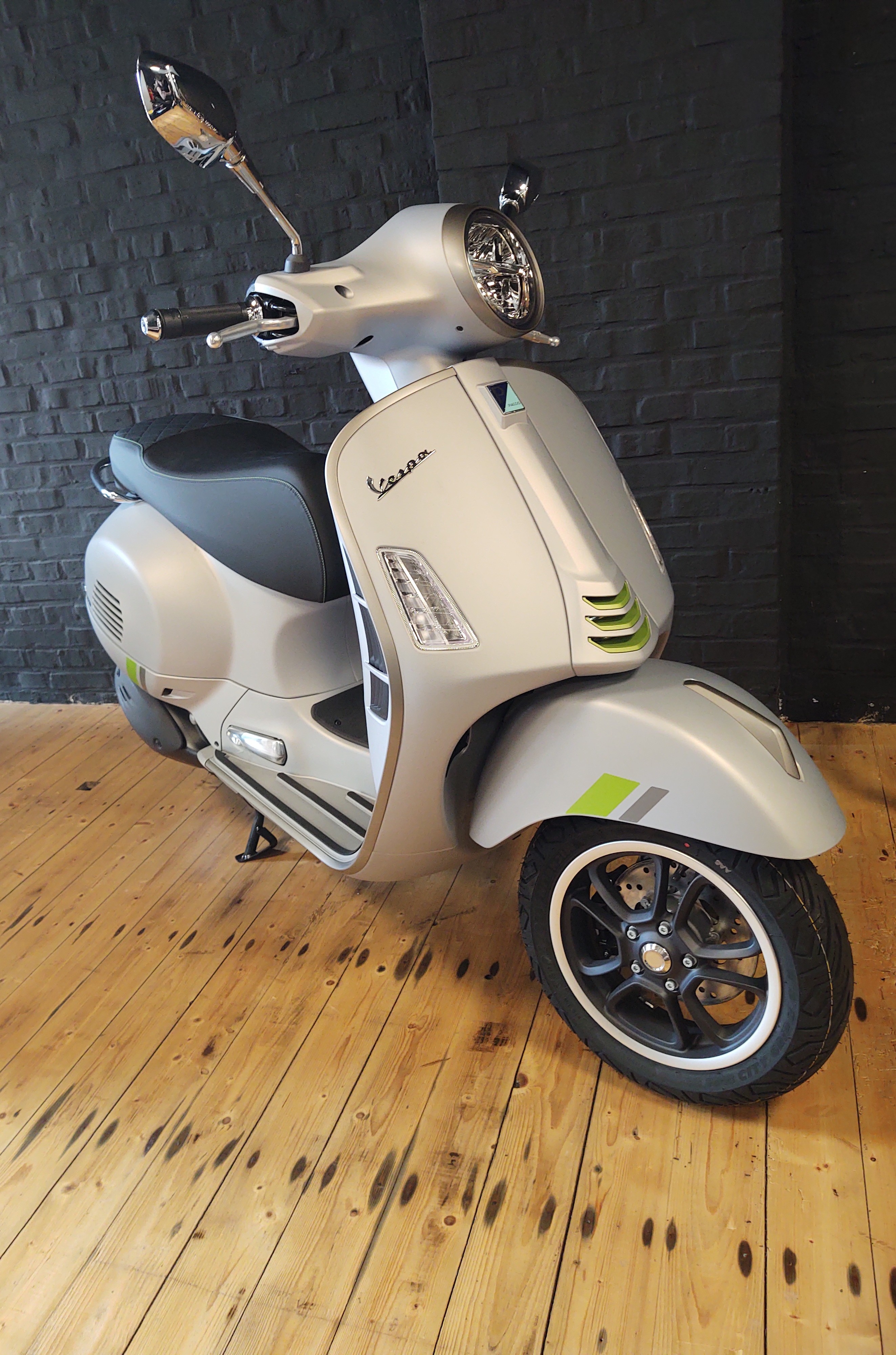 vespa GTS 300 Super Tech