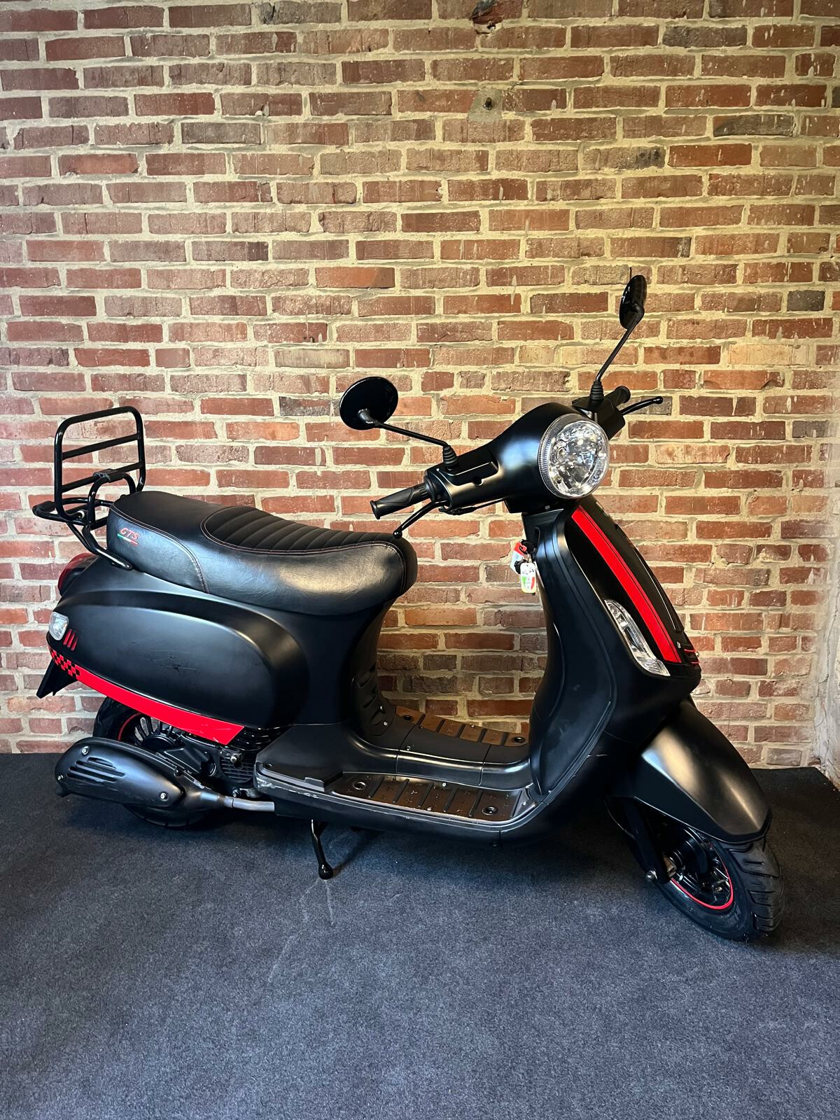 GTS Toscana (25 km/h)